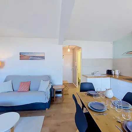 Apartment Du Port-6 By Interhome